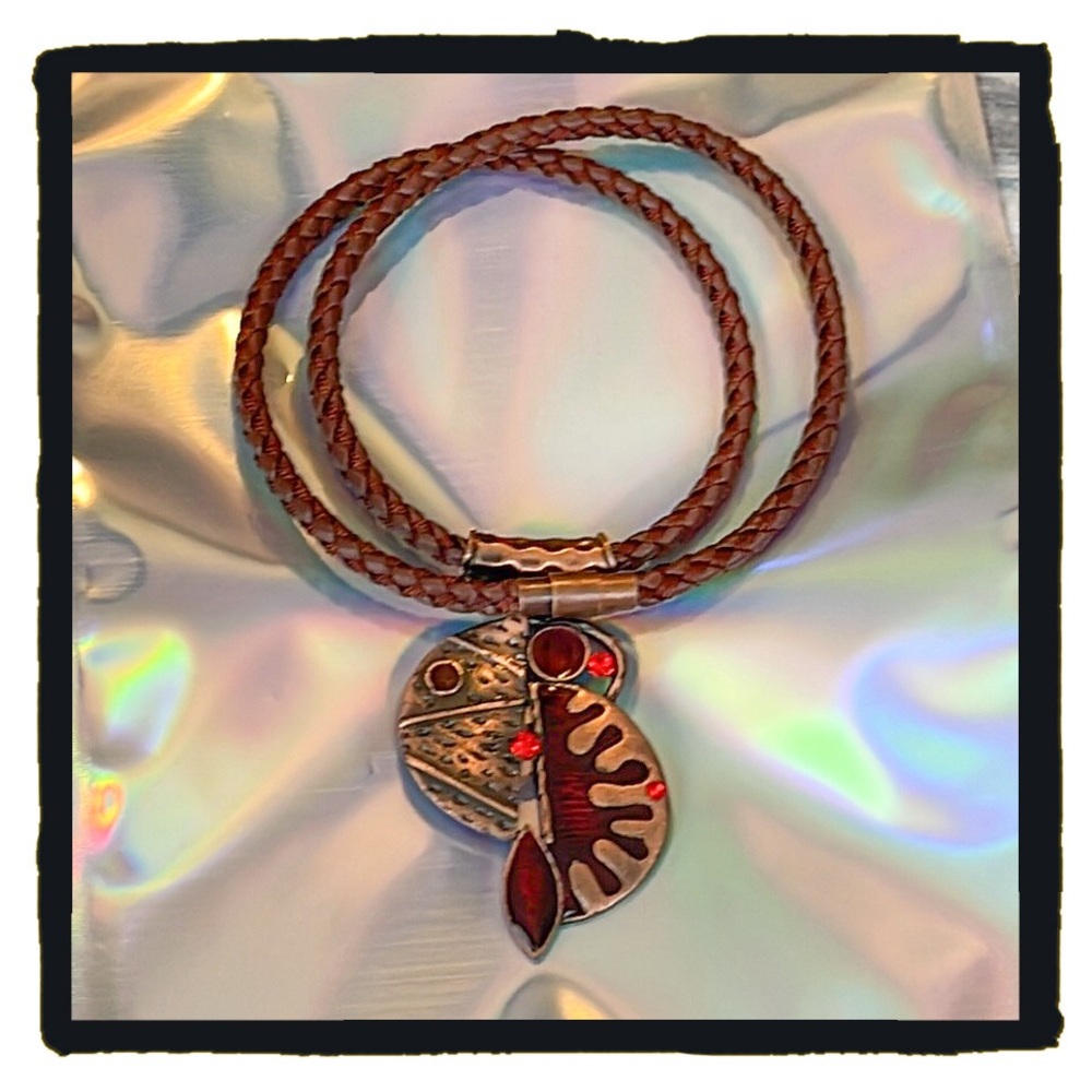 Beautiful Statement Necklace Hammered Copper Tone… - image 4